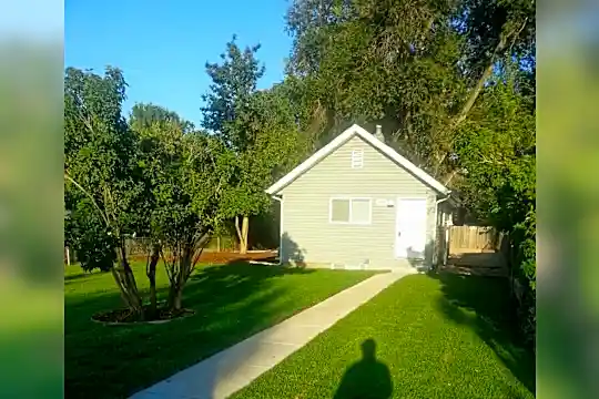 3580 S Corona St Photo 2