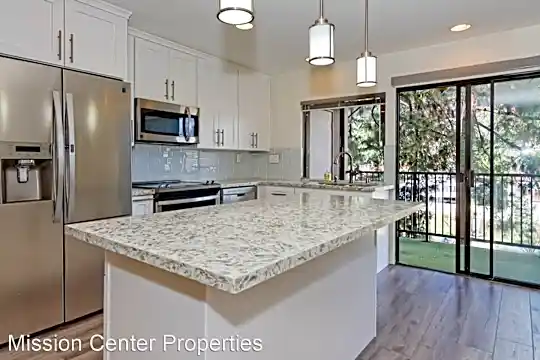 7858 Cowles Mountain Ct Photo 2