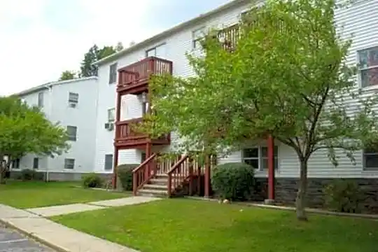 Brookview Town Homes Photo 1