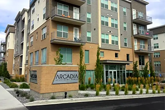 Arcadia Apartments Photo 2