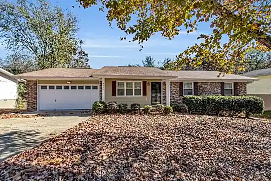 5424 Country Village Dr Photo 2