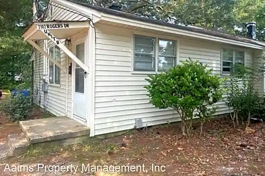 2102 Rogers Dr Photo 1