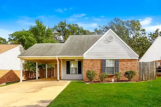 1440 Chelsea Ln Photo 1