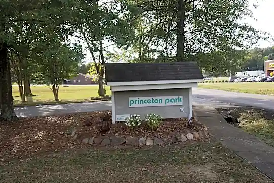 Princeton Park Apartments Photo 2