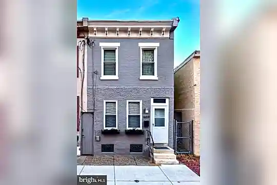 1609 E Berks St Photo 1