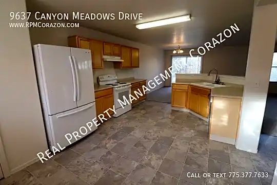 9637 Canyon Meadows Drive Photo 2