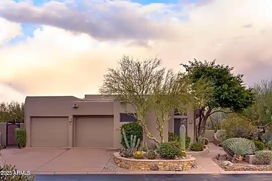 7500 E Boulders Pkwy #5 Photo 2