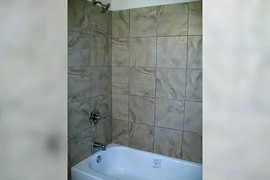 2807 Edgewood Ave Photo 1
