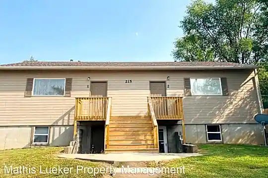 215 E Grandview Dr Photo 1