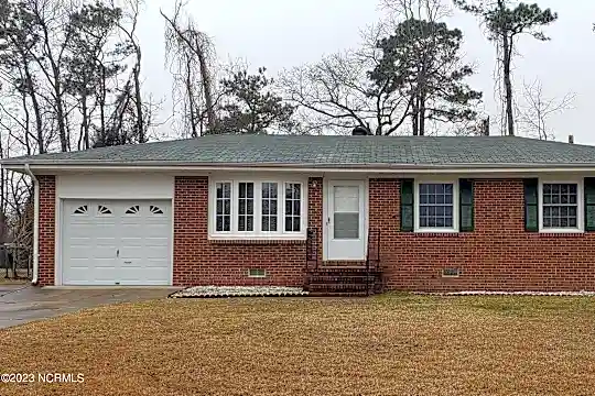 19 Berkshire Dr Photo 1