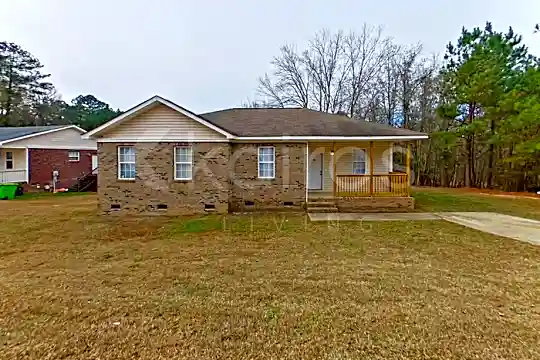 900 N Highland Forest Dr Photo 1