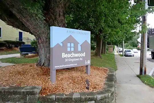Beachwood Apartments Photo 2