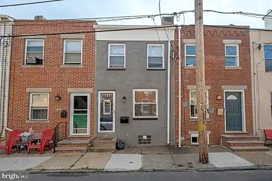 236 Wilder St Photo 1