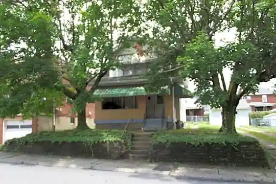 241 Boden Ave Photo 1