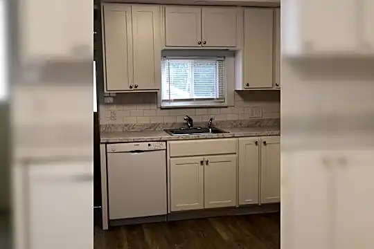 108 Kenduskeag Ave Photo 1