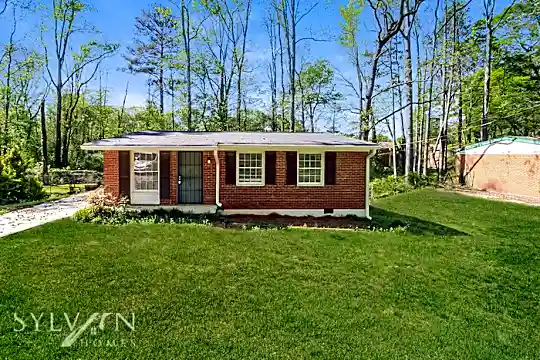 4485 Richard Rd Photo 2