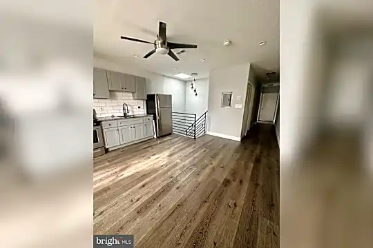 324 S 56th St #2 Photo 1
