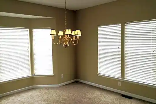 285 Coyote Drive Photo 2