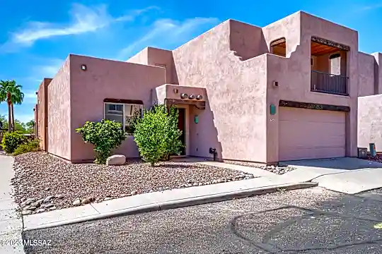 2954 N Cardell Cir Photo 1