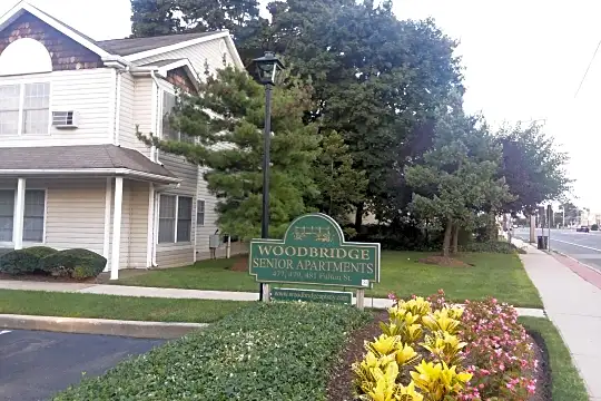 Woodbridge at Farmingdale Apartments Photo 2