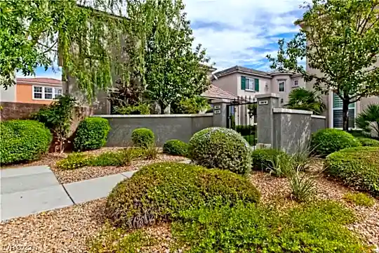 10622 Spicenut Dr Photo 2