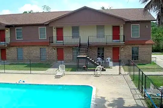 Gladefield Garden Apartments Photo 1