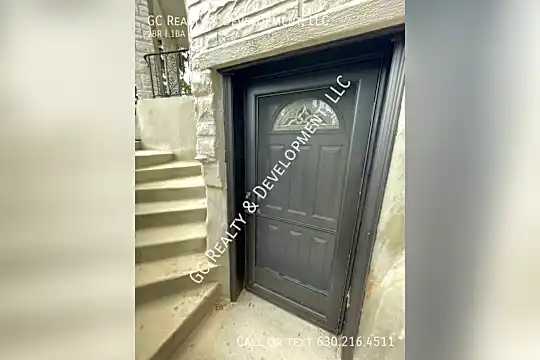 5148 W Henderson St - Unit G Photo 2