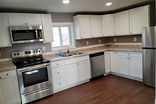 1265 Central Ave Photo 2
