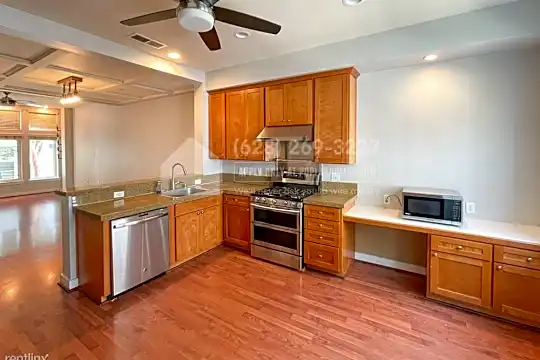 224 Grayson Terrace Photo 2