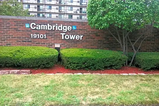 Cambridge Towers Photo 2