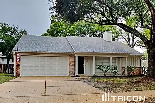 22502 Guardsman Lane Photo 2