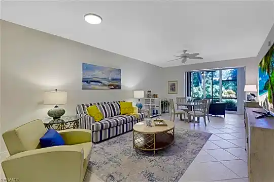 859 Tanbark Dr #103 Photo 2
