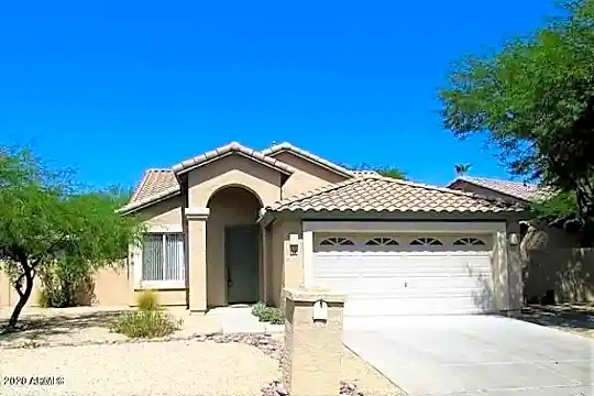 430 W Half Moon Way Photo 1