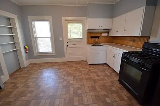 52 Church St #22 Photo 1