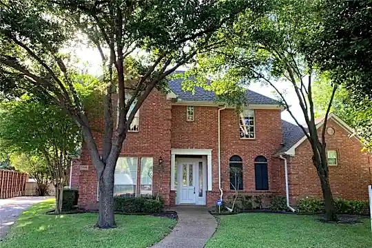 17906 Old Preston Ct Photo 1