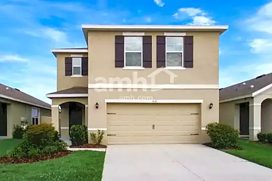 8118 Pelican Reed Circle Photo 1