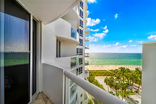 6365 Collins Ave #1005 Photo 1
