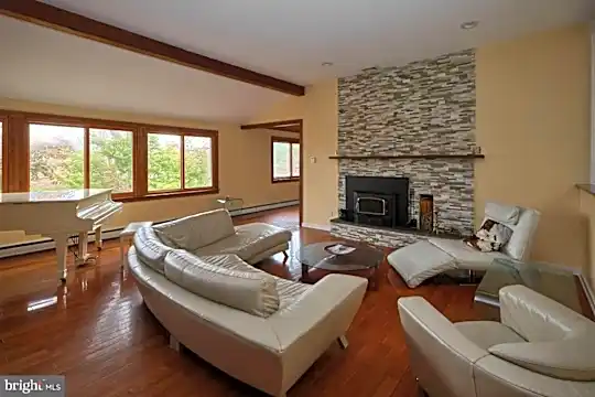 11 Solebury Mountain Rd Photo 1