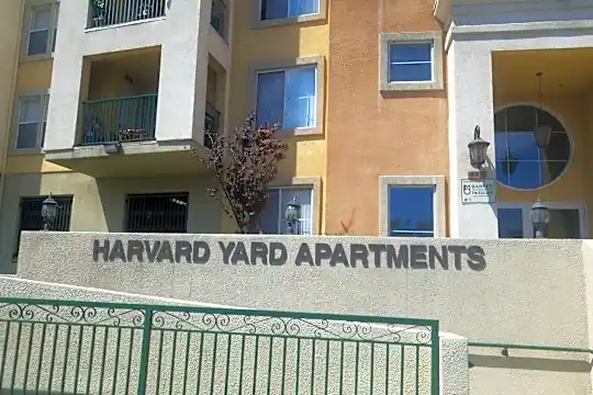 Harvard Yard Senior Apartments Photo 2