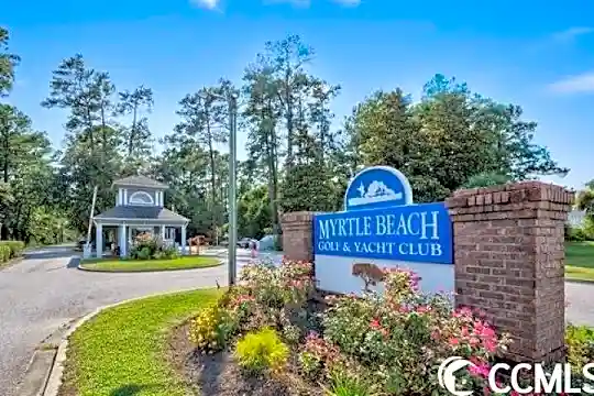 6840 Blue Heron Blvd Photo 2