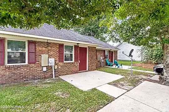 122 Marlene Dr Photo 2