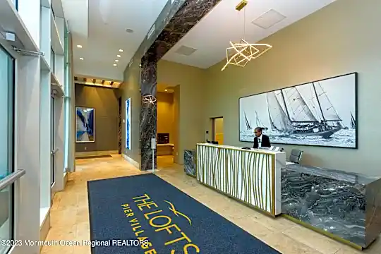 30 Melrose Terrace #214 Photo 2