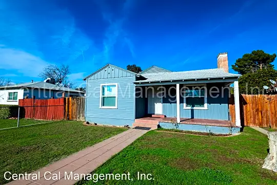 2328 Pacific Dr Photo 2