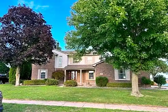 51150 Sandshores Dr Photo 1