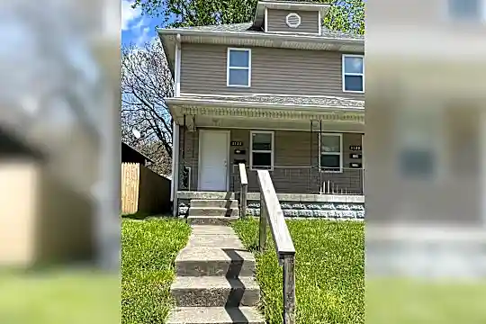 1131 N Rural St Photo 1