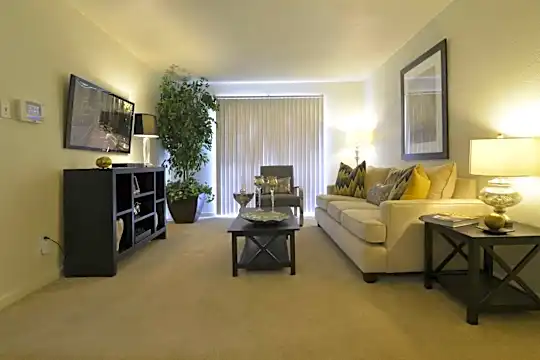 The Alcove Photo 2