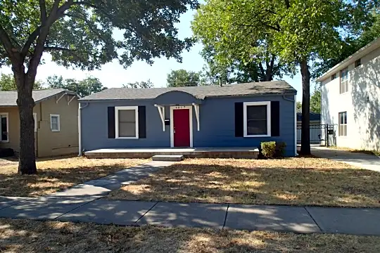 Apartments near Texas Health Hospital Clearfork, Fort Worth, TX