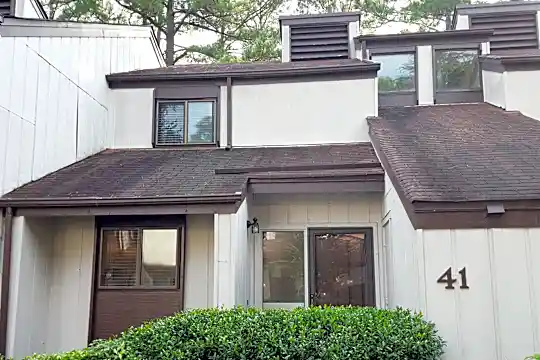 3775 Guess Rd Photo 2