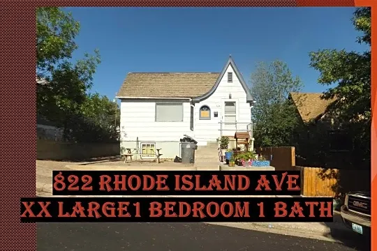 822 Rhode Island Ave Photo 1
