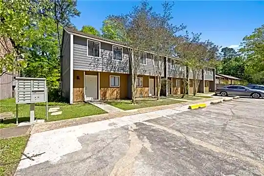 12 Whitmar Dr #9 Photo 2